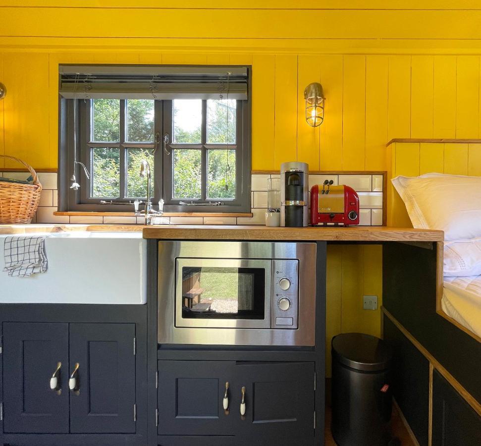 Old King William Shepherd Huts And Private Hot Tubs In North Norfolk Hunworth Εξωτερικό φωτογραφία