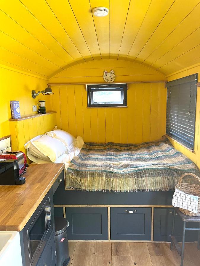 Old King William Shepherd Huts And Private Hot Tubs In North Norfolk Hunworth Εξωτερικό φωτογραφία