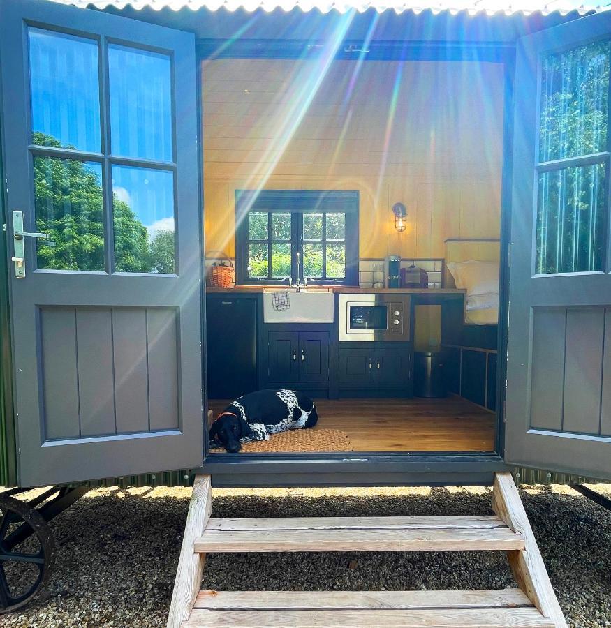 Old King William Shepherd Huts And Private Hot Tubs In North Norfolk Hunworth Εξωτερικό φωτογραφία